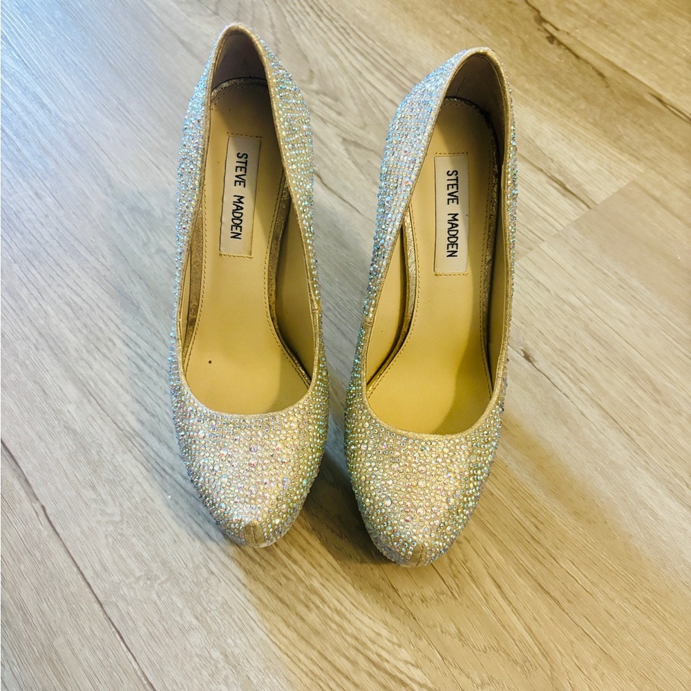 Steve Madden Deeva Champagne Heels